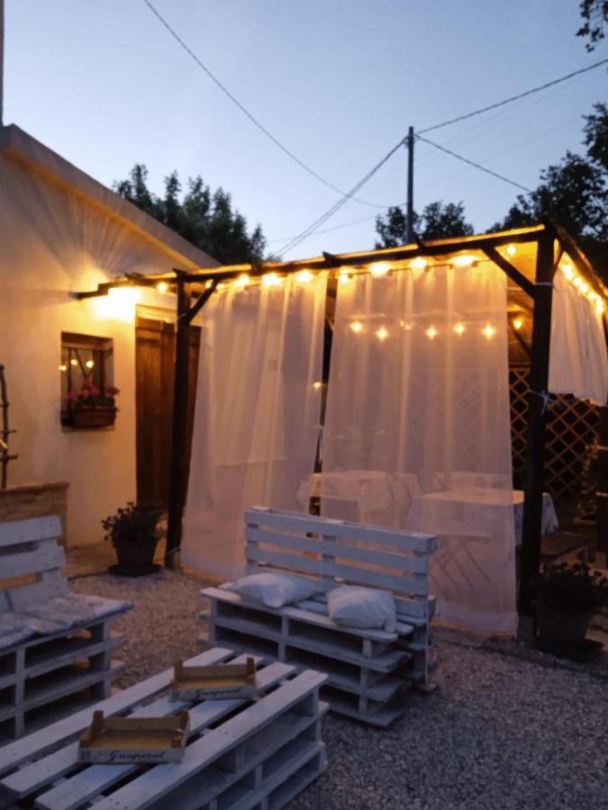 Sotto L'Ulivo Bed and Breakfast Mondavio Buitenkant foto